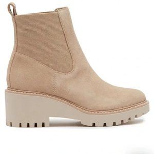 DOLCE VITA Huxly Dune Suede Boots